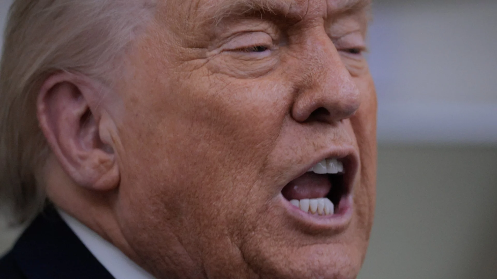 Тръмп съди приходната агенция на САЩ за милиарди долари заради изтичането на данъчната му декларация