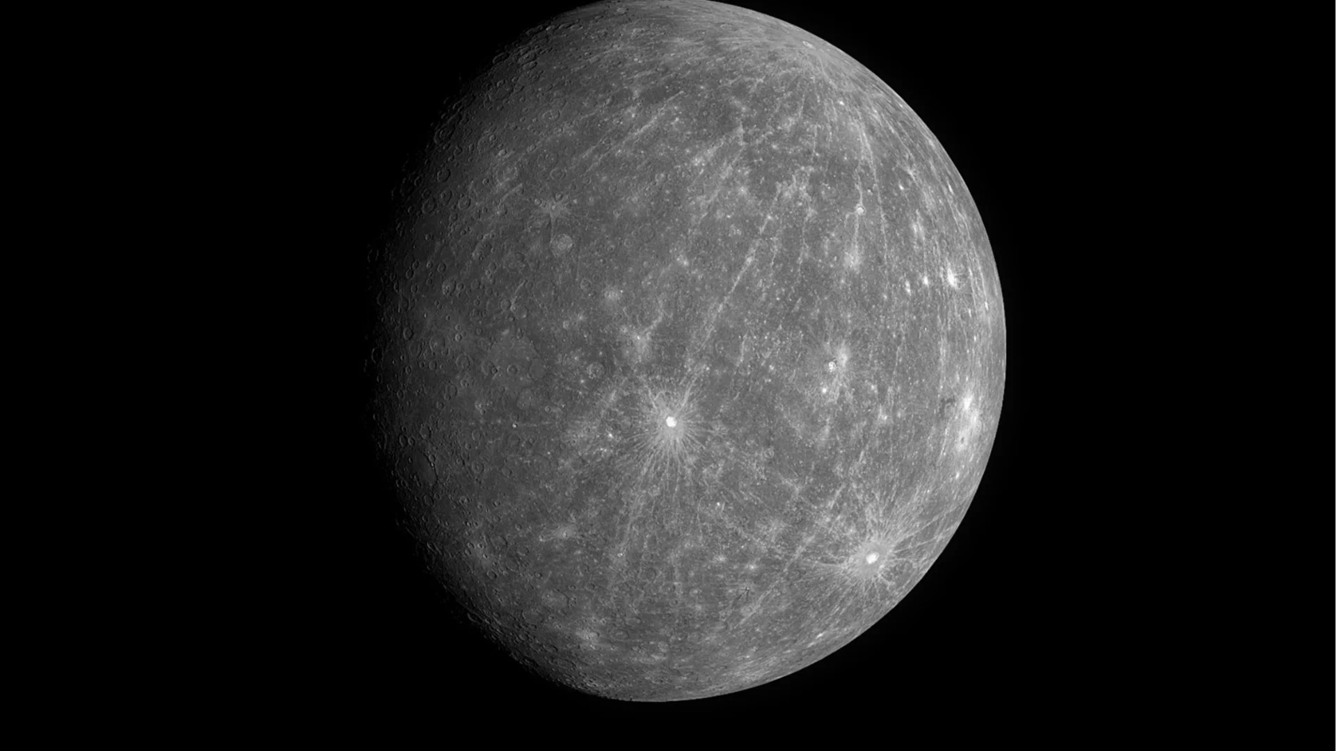 От ретрограден Меркурий до слънчево затъмнение: Какво я очаква всяка зодия през февруари 