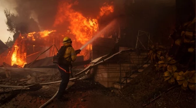Заради пожари в Патагония: Аржентина обяви извънредно положение (ВИДЕО)