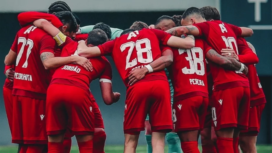 Шведски халф отказва да напусне ЦСКА и иска повече пари