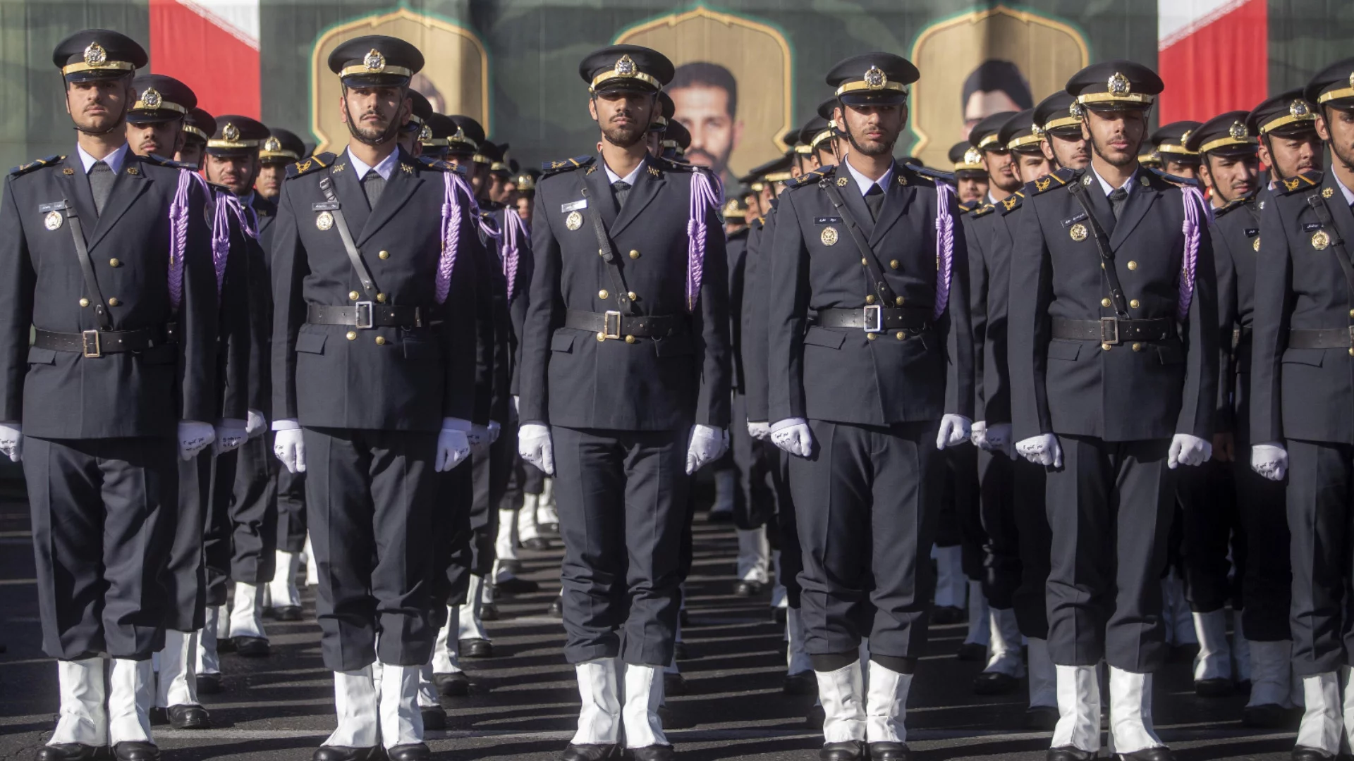 Иранската армия е по-добра и опитна от руската: Командващият военните сили на Иран със знакови думи