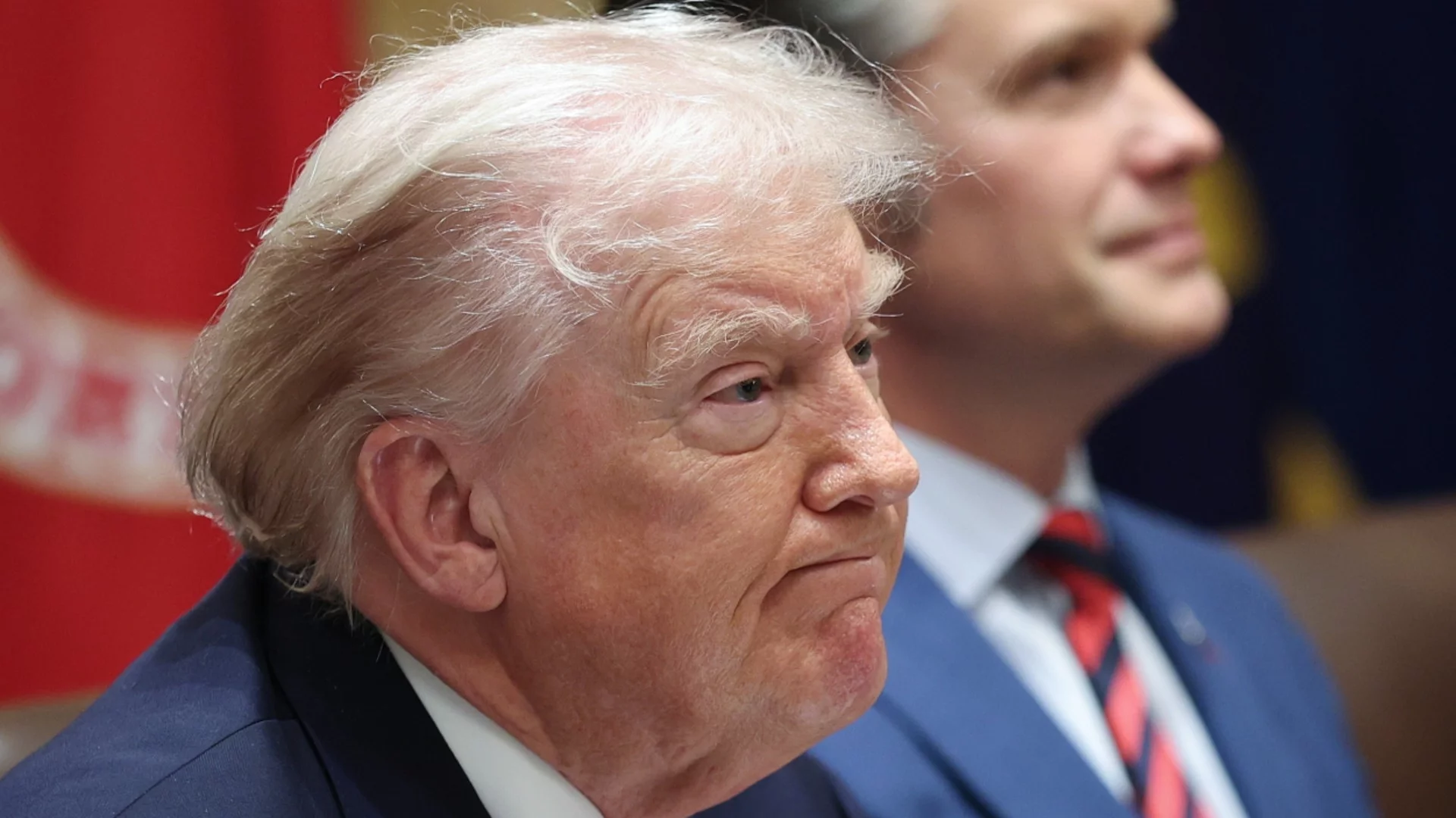 Сценариите за войната САЩ-Иран: Досиетата "Епстийн" принудиха Тръмп да действа