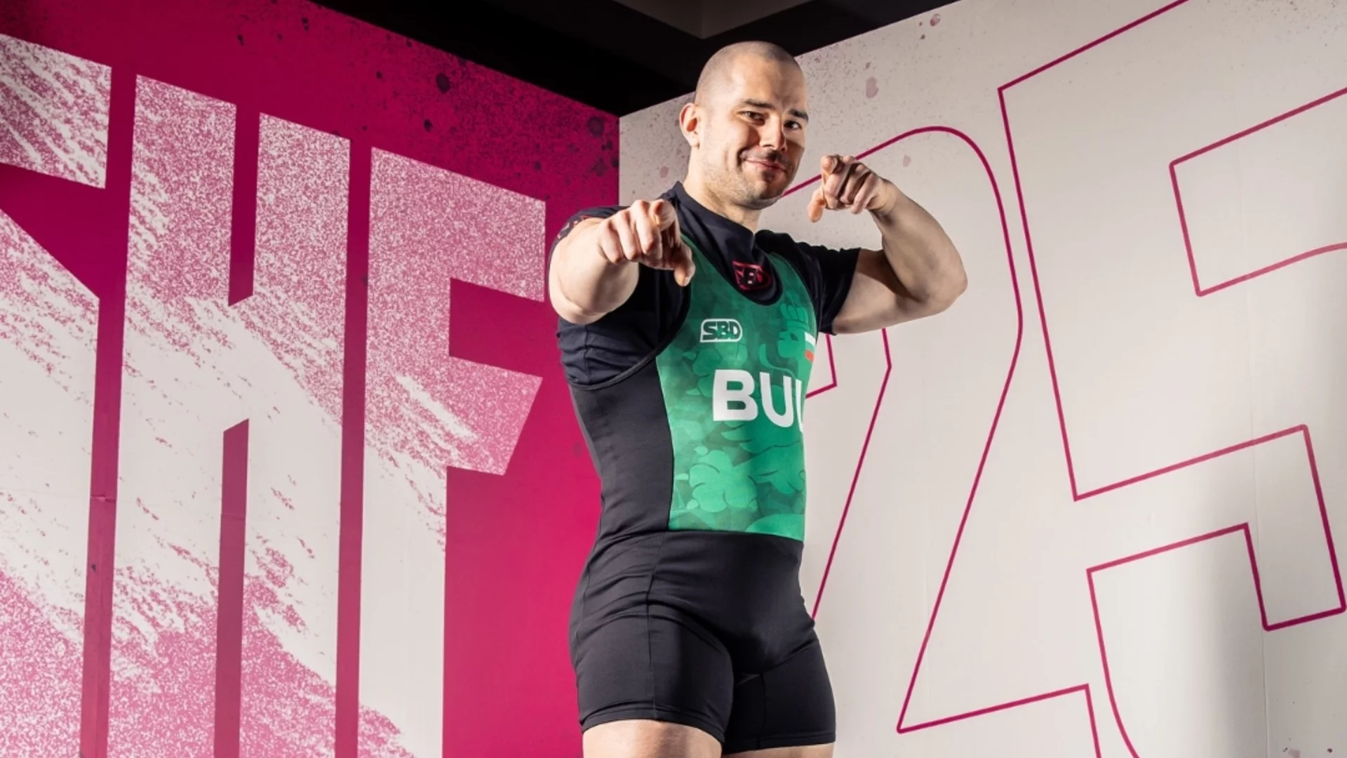 Велико! Българин отново счупи световния рекорд в силовия трибой