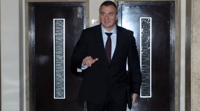 Йовчев: Ако МВР не знае кои са купувачите на гласове, по-добре да се закрива