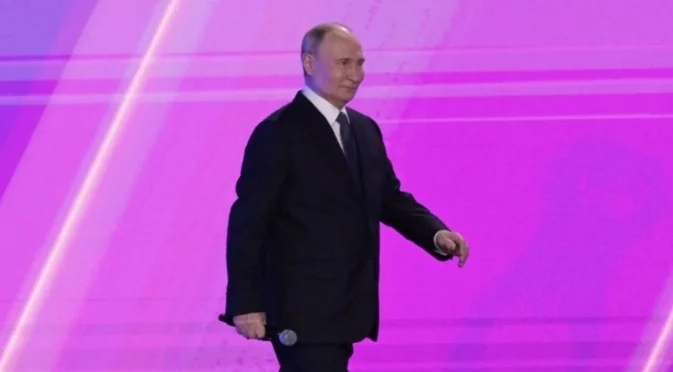 От Русия с любов: В досиетата "Епстийн" Путин се споменава над 1000 пъти