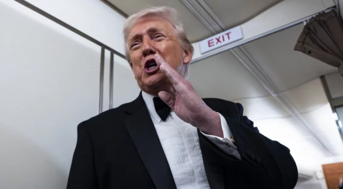 Тръмп издига във Вашингтон Триумфална арка като в Париж, но задължително по-висока (СНИМКИ)