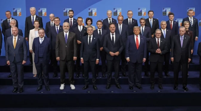 Вътрешните борби в НАТО отслабиха способността му да възпира Русия