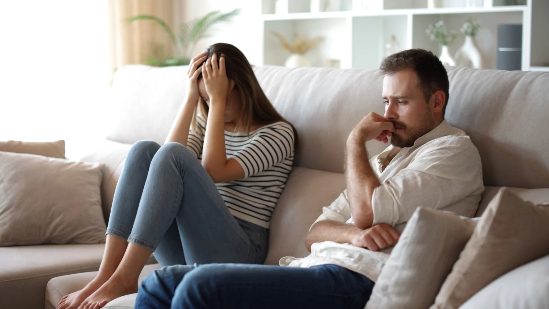 Зодиите, които ще научат горчивата истина за любим човек в началото на февруари 2026