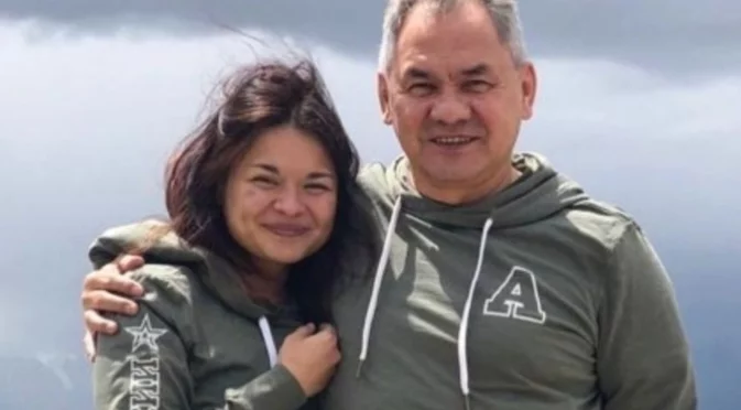 Дъщерята на Шойгу с изненадващо назначение на апетитна длъжност (СНИМКИ)