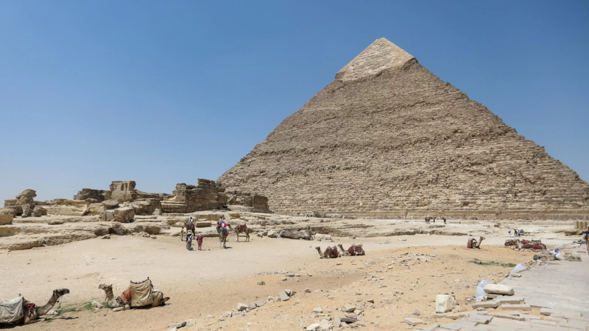 Кой наистина е построил пирамидите: Ново проучване преобръща историята