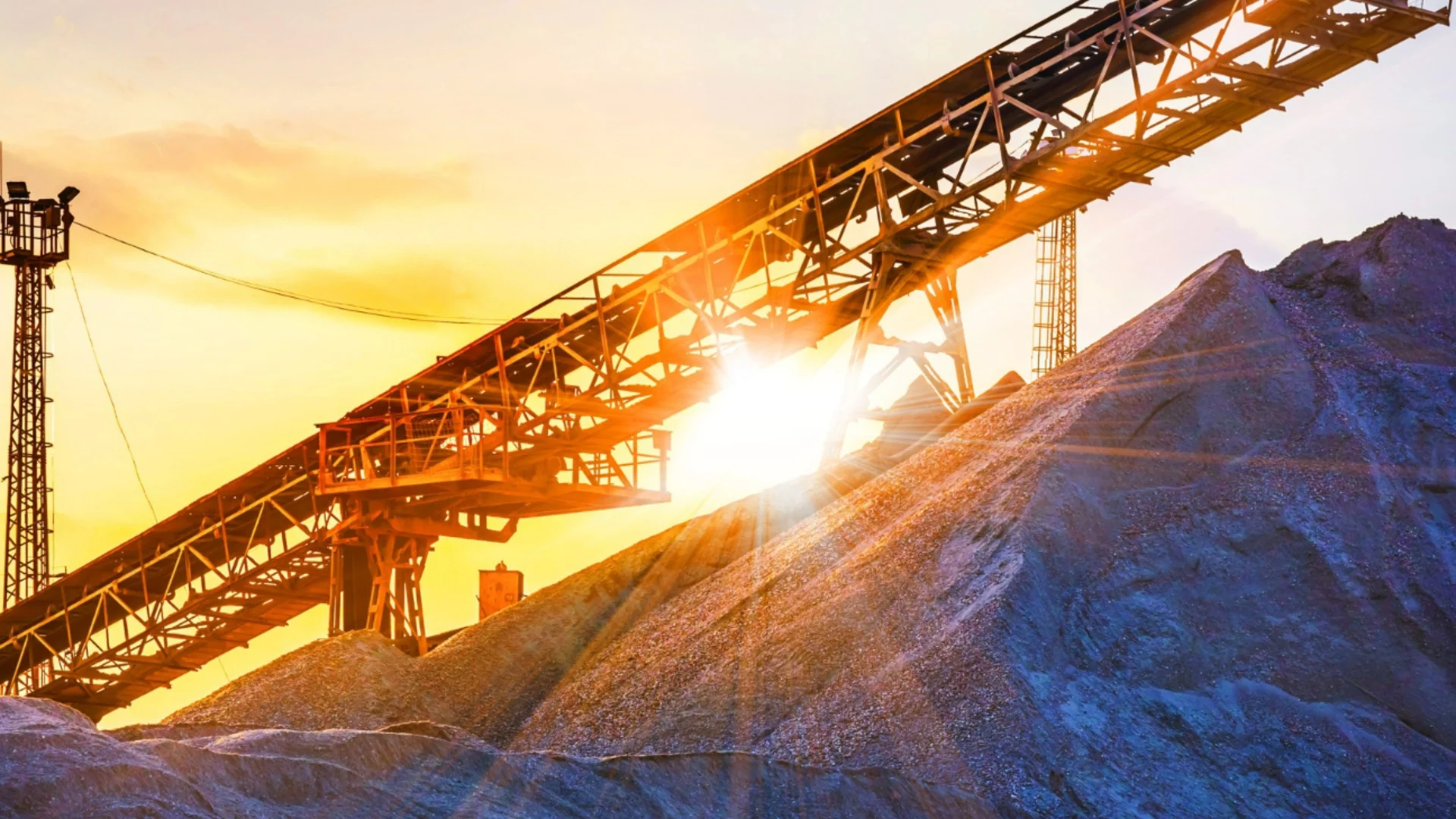 Заради зависимост от Китай: САЩ създават стратегически запас от критични минерали