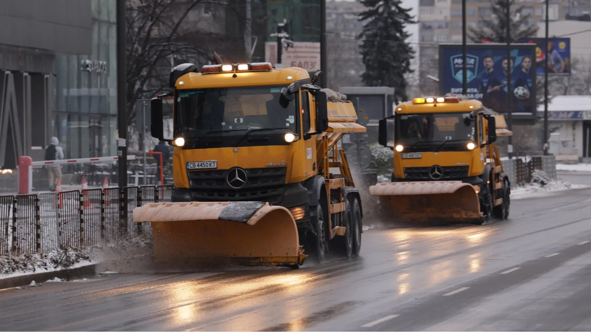 В София: Градският транспорт се движи нормално при зимни условия