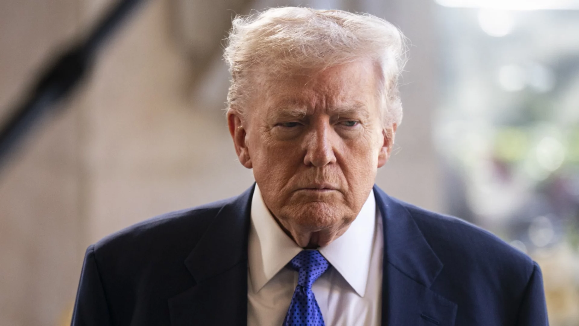 Тръмп заплаши със съд водещия на наградите "Грами": Жалък неудачник и пълен идиот