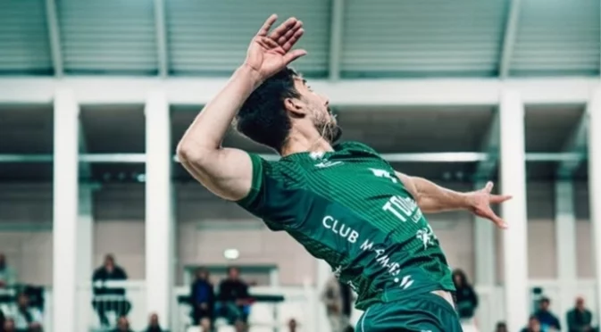 Българинът от село Горни Лом, който прави фурор във френския волейболен елит