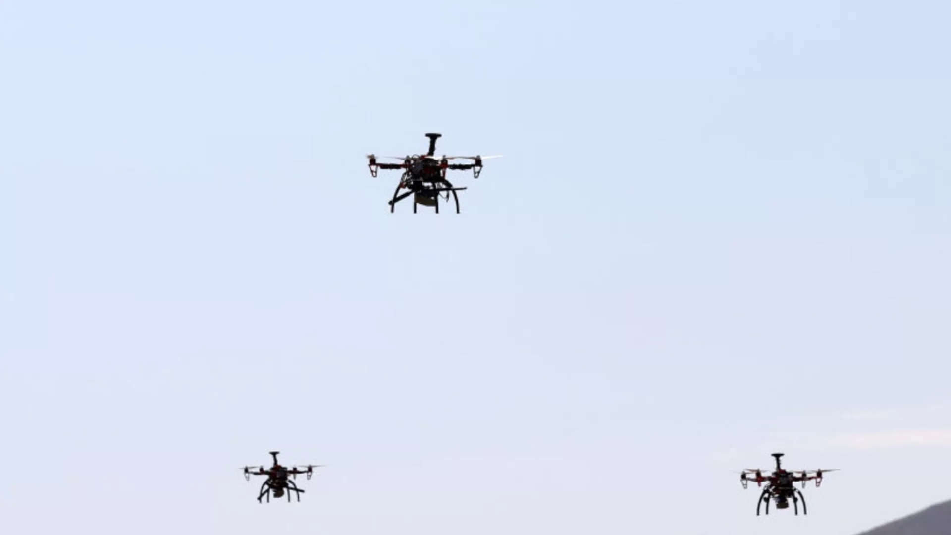 Рояк дронове освободи украински войници от плен и изби заловилите ги руснаци (ВИДЕО)