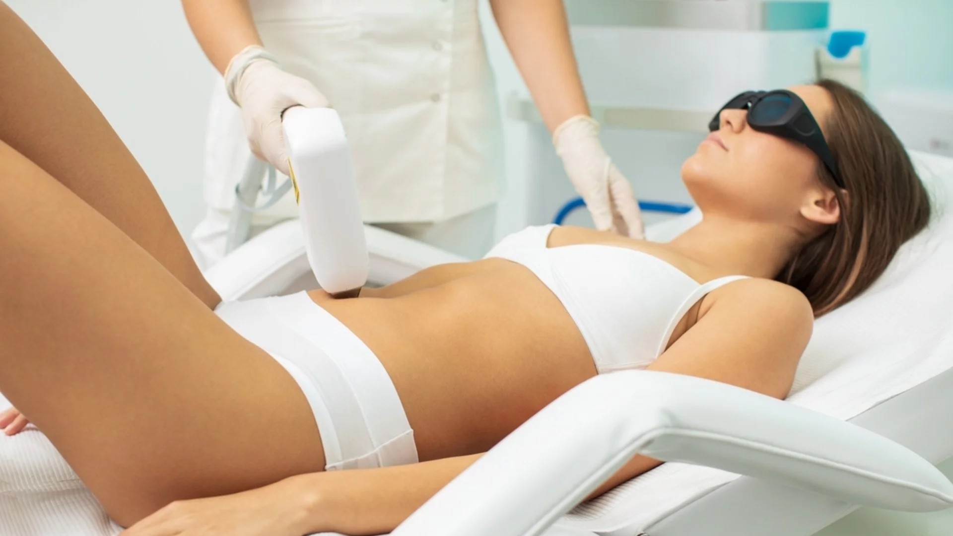 "Тялото ми крещи от салоните на ужасите": Адвокат коментира камерите и кой регулира козметичните салони