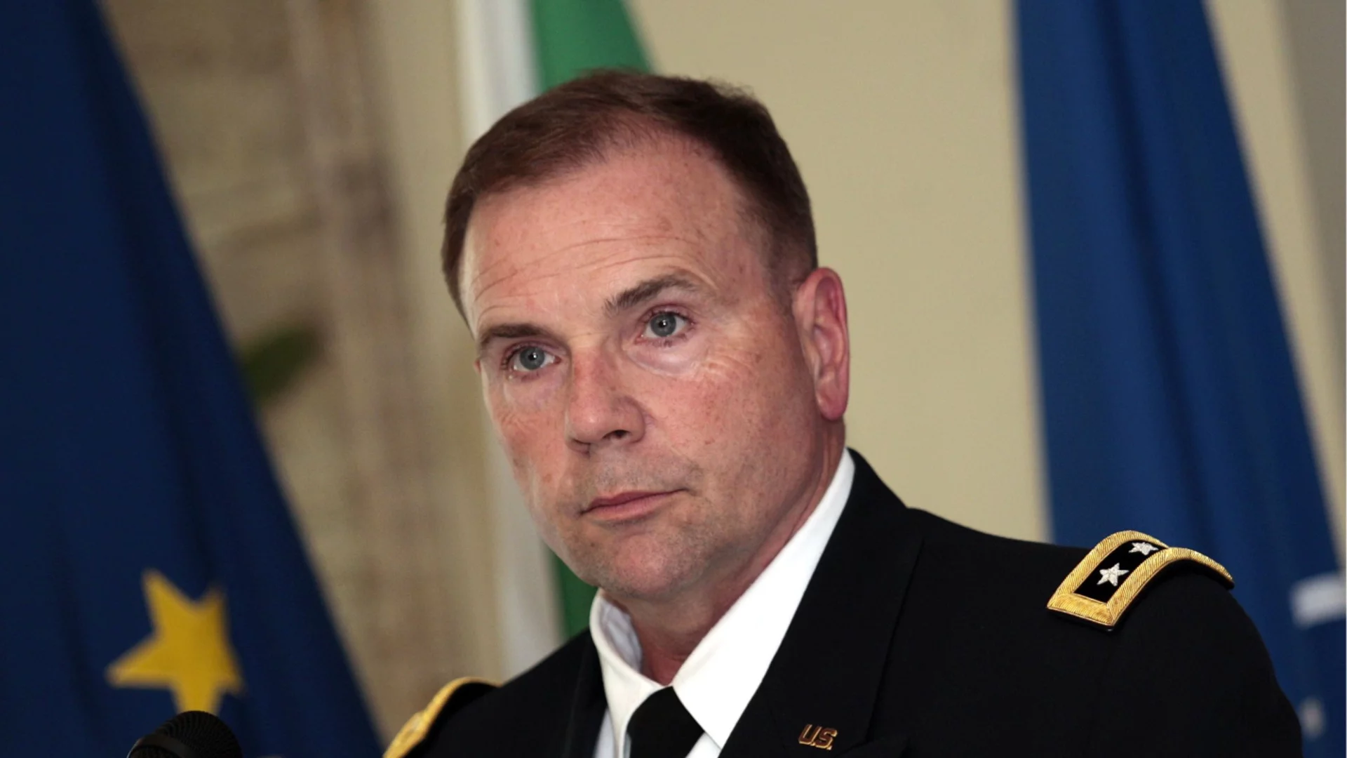 Висш американски военен към Европа: Спрете да хленчите, Русия е във война с вас