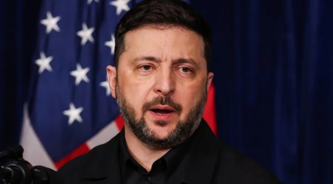 Зеленски със загадъчно съобщение: Стратегията ни на преговорите се променя след снощната руска атака