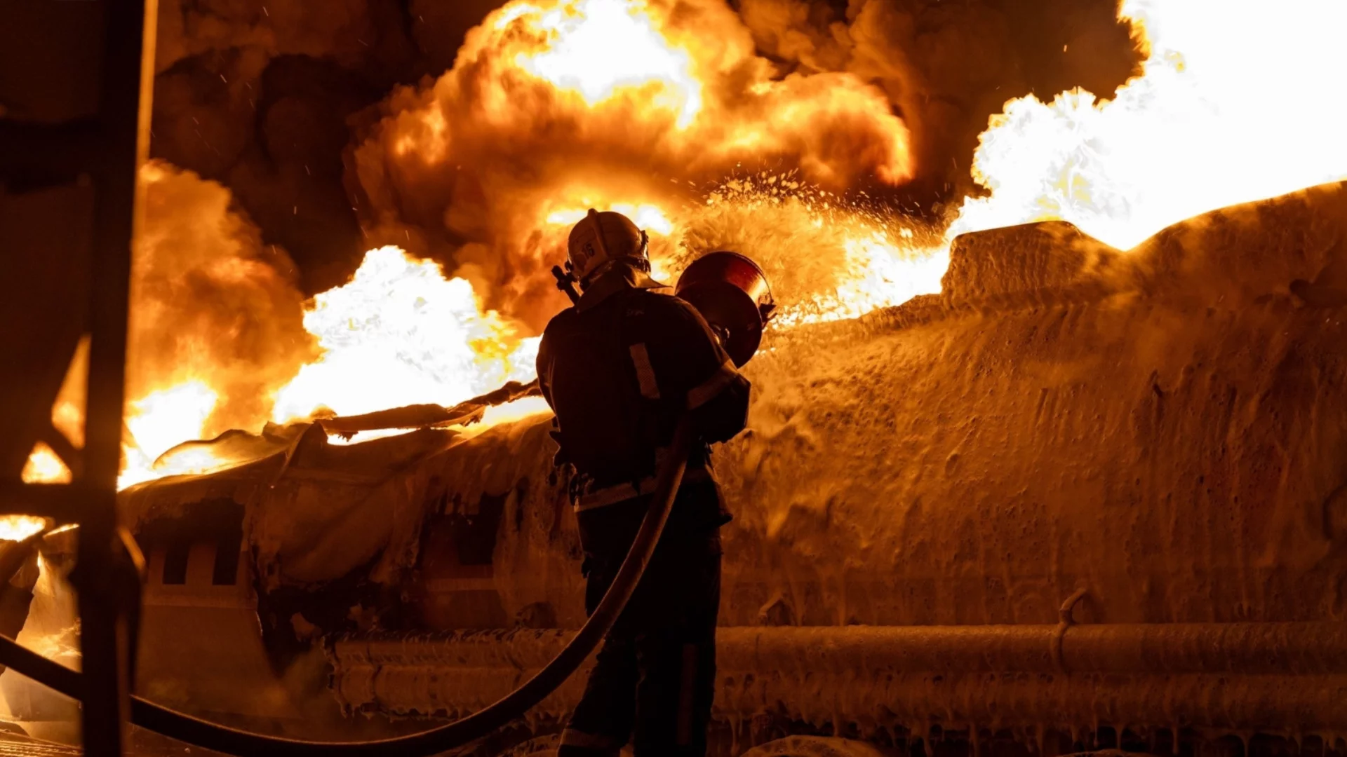Никаква мисъл за мир: Русия засипа с ракети и дронове Киев, Харков, Суми (ВИДЕО)