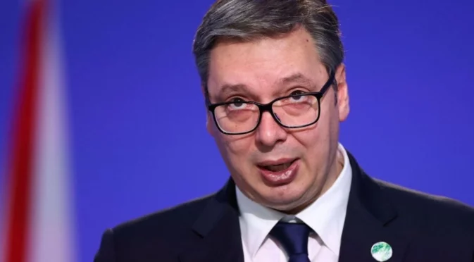 Кой е "питбулът" на Вучич в мантия?