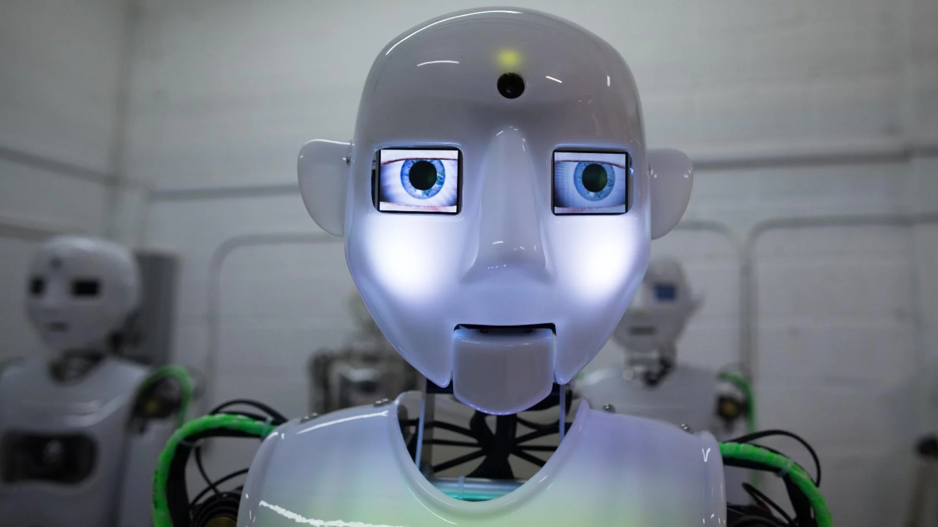 130 000 крачки при под -47 градуса по Целзий: Успешен тест на хуманоиден робот (ВИДЕО)