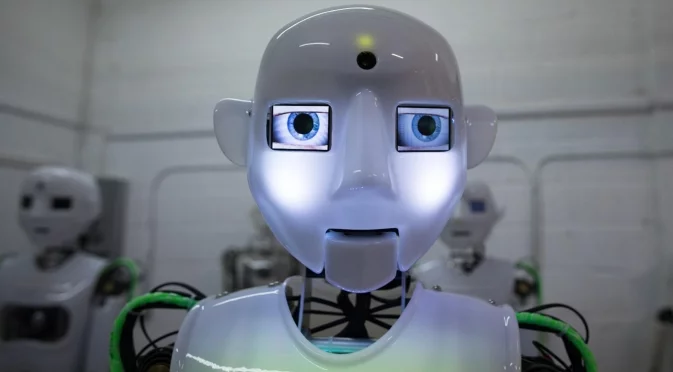 130 000 крачки при под -47 градуса по Целзий: Успешен тест на хуманоиден робот (ВИДЕО)