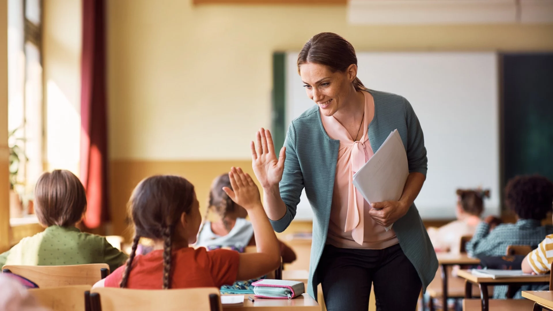 Хороскоп за днес, 4 февруари: Сряда е като по учебник за Девите, но е пълна каша за Рибите