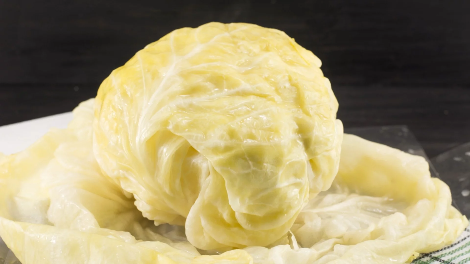 Мит или истина: Киселото зеле е само зимна храна