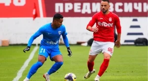 Дни след като отрече за трансфер: Тим от Първа лига все пак ще продаде основен играч на пряк конкурент