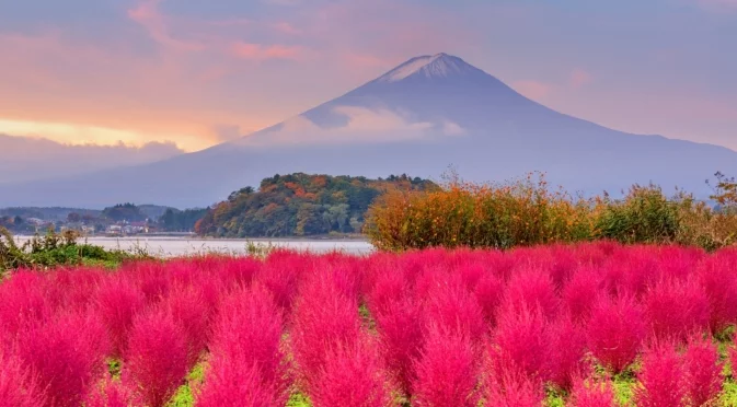 Заснеха уникално явление в небето на Япония (ВИДЕО)