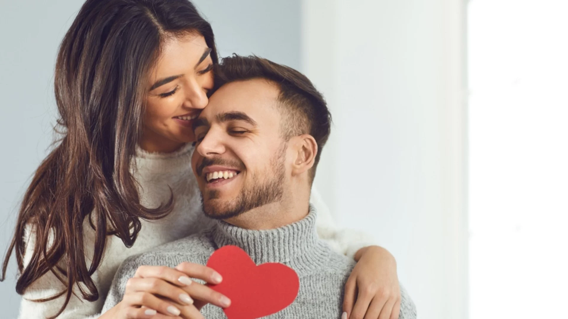 3 зодии, които ще бъдат уцелени от Купидон през февруари - и други 3, които ще страдат