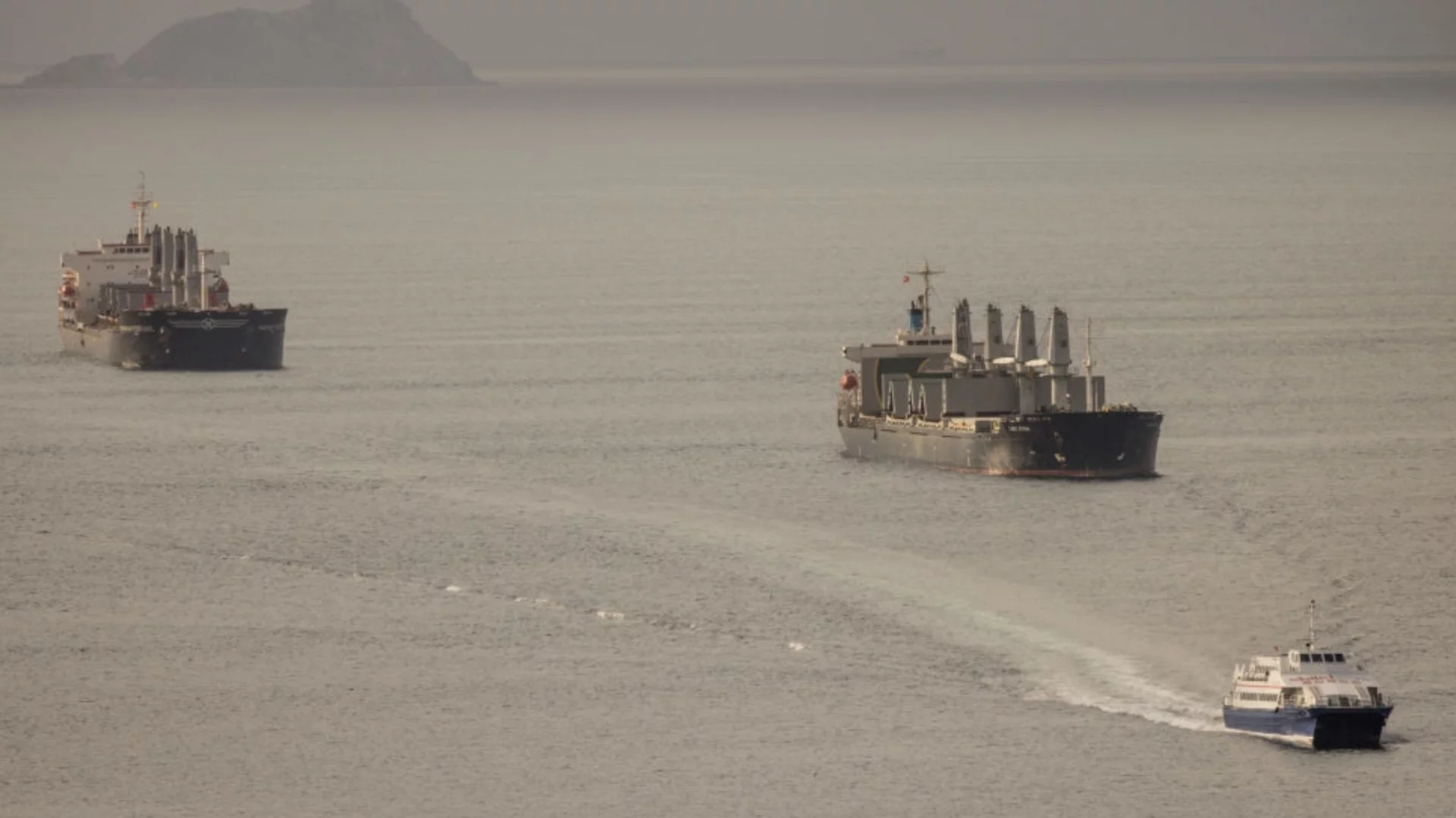 Заради контрабанда: Естония задържа кораб, плаващ към Русия