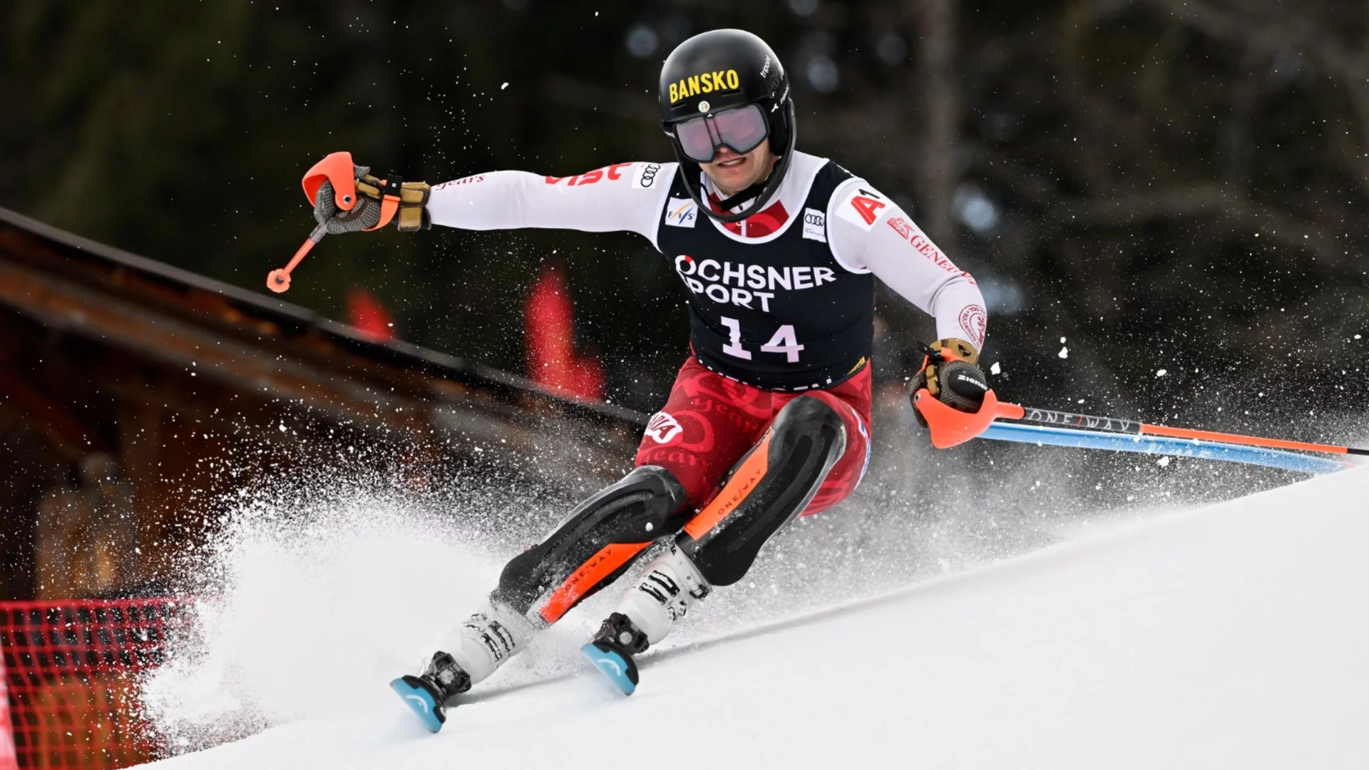 Момчето, родено със ски на краката, което ще опита да качи България на олимпийския връх