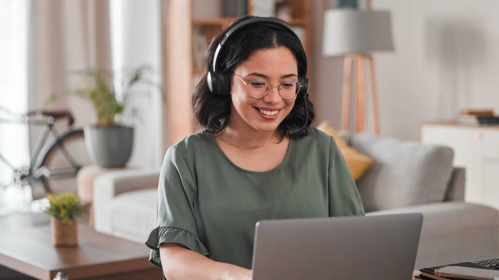 Как да превърнем ъгъл от стаята в удобен работен кът