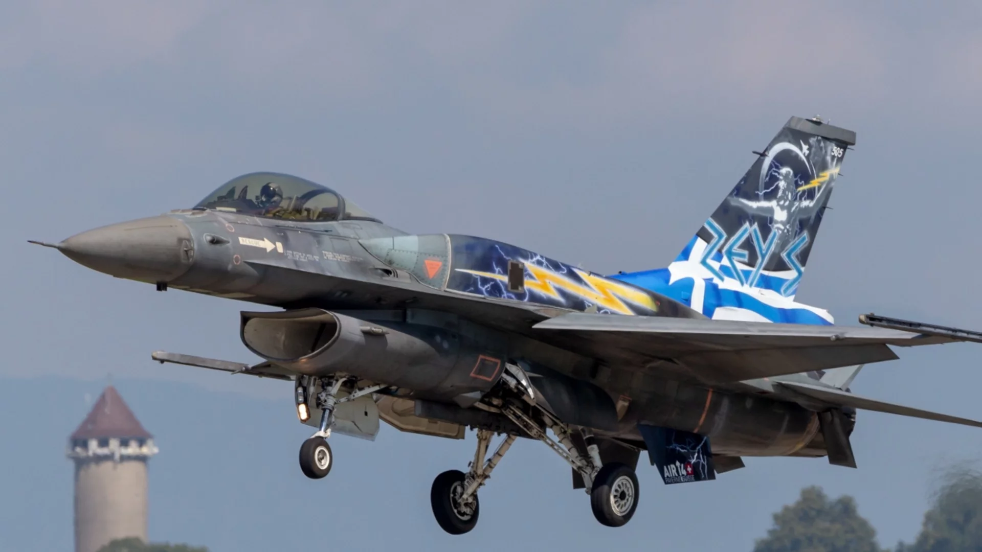 Гръцко военновъздушно учение предизвиква напрежение с Турция