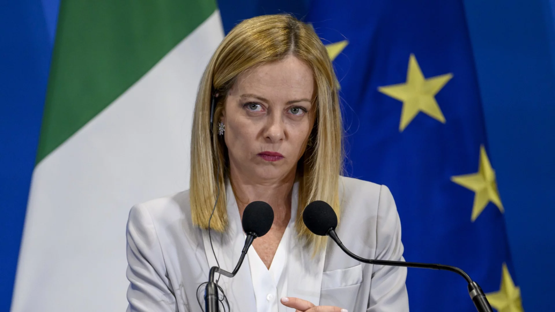 Изтриха иконостаса с лицето на Мелони от църква в Рим (СНИМКИ)