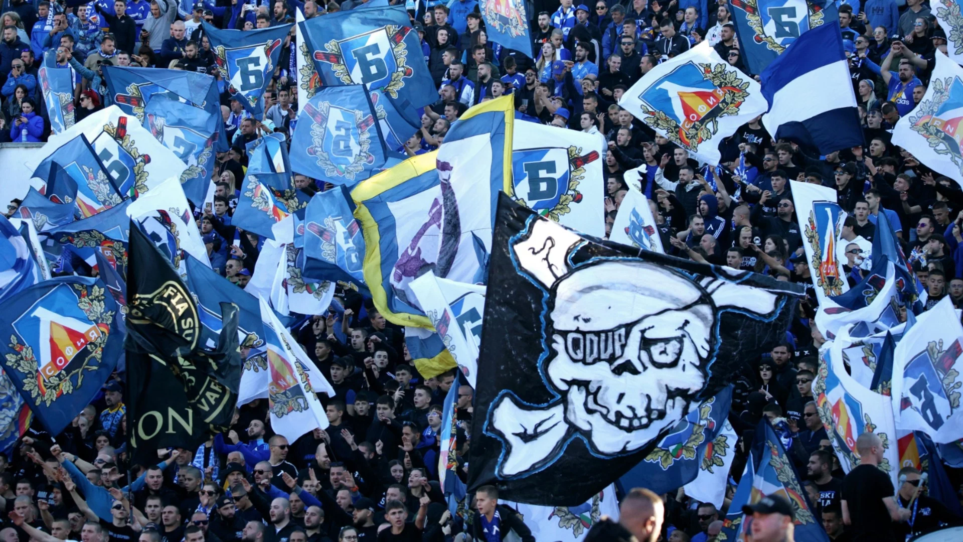 Левски осъди поведението на фенове, обиждали Текпетей на расова основа