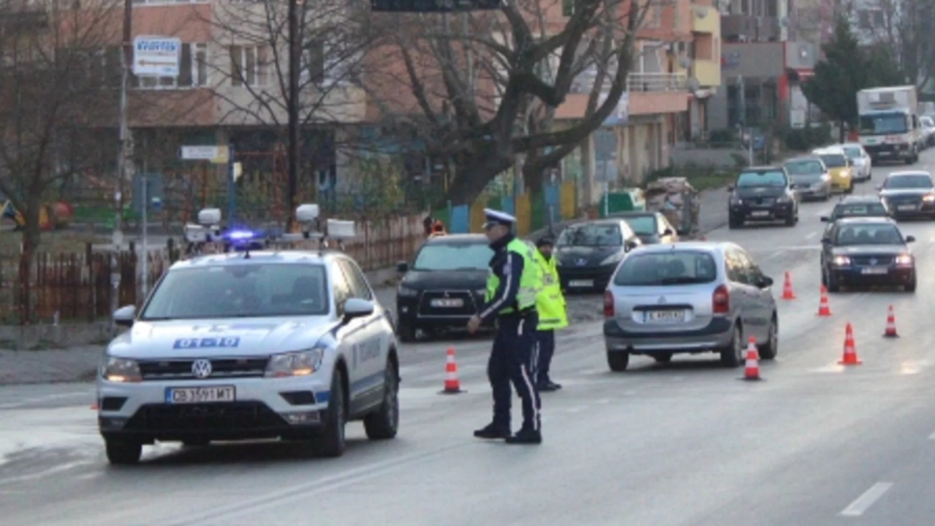 Млад шофьор блъсна жена на пешеходна пътека