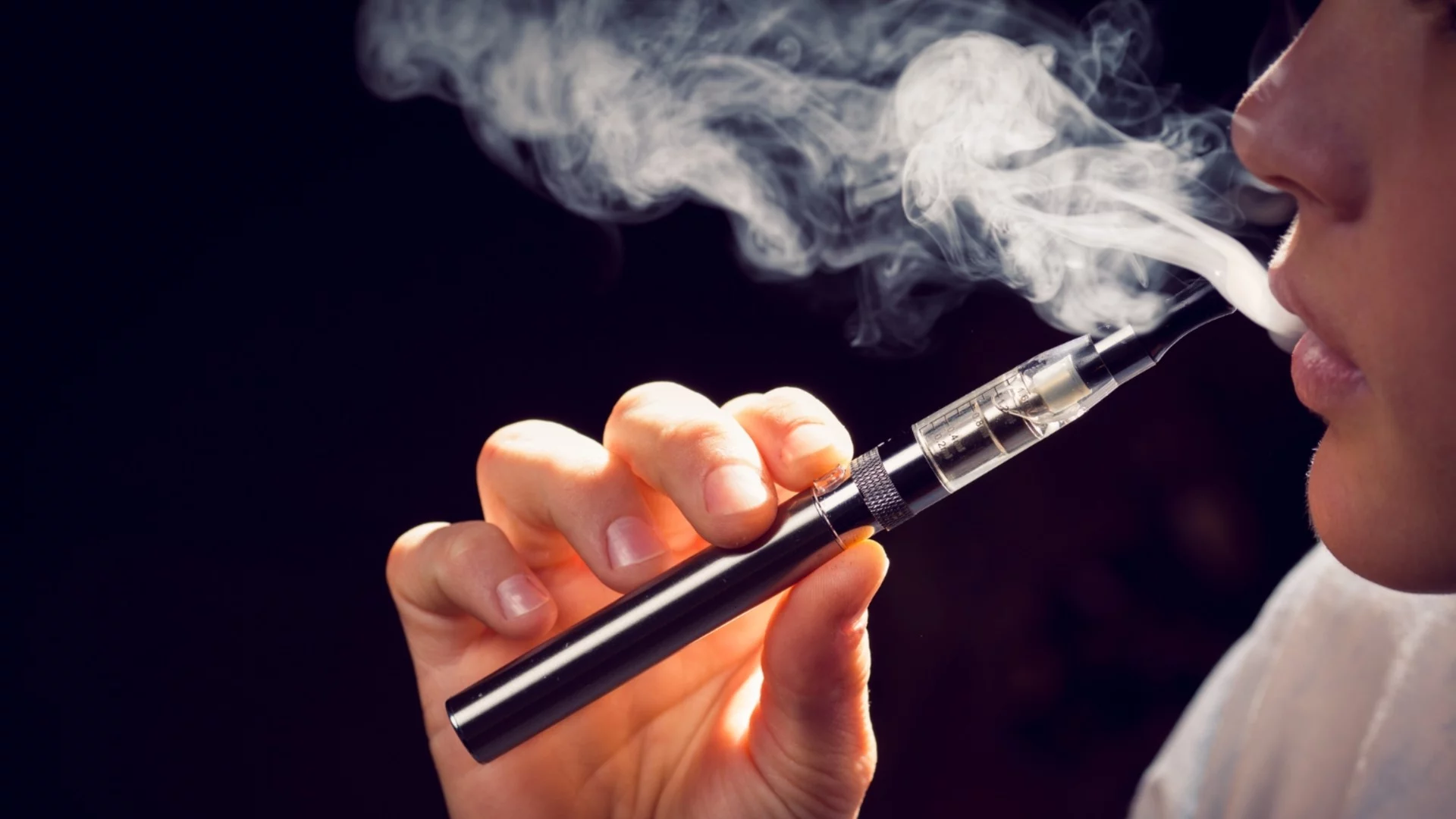 Хванаха трима мъже с наркотици, в дома на единия са намерени 12 хиляди евро