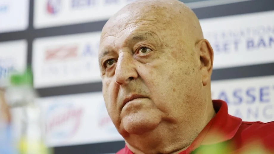 Славия отслабва още - губи младежки национал