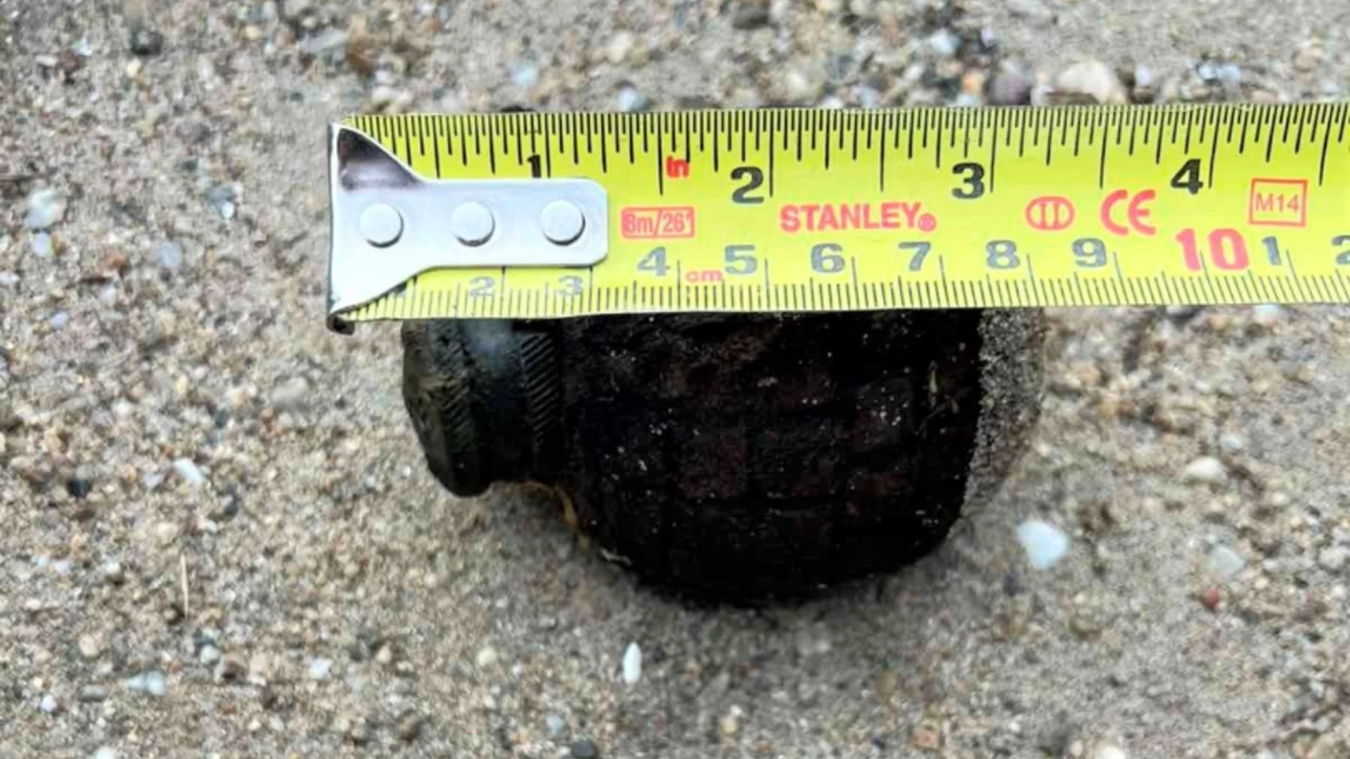 Обезвредиха ръчна граната в Плевенско (СНИМКИ)