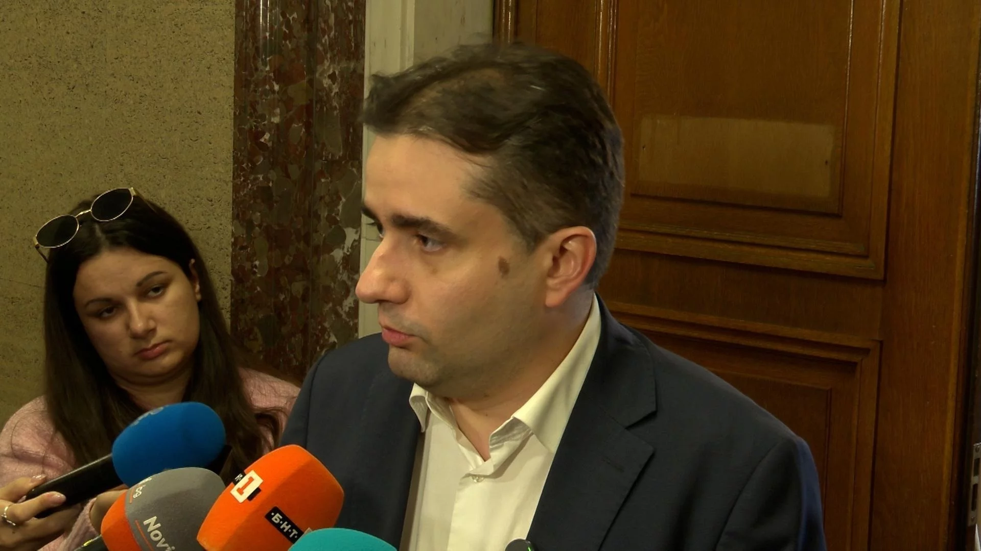 Божидар Божанов: Борисов почти си призна, че са заложили бомби на служебния кабинет като тази с цените на тока