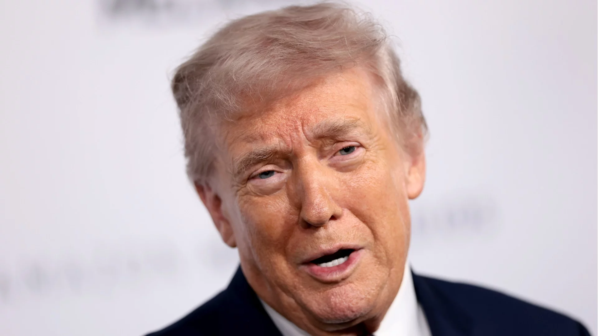 "Като Магазина за хората у нас": Тръмп стартира сайт за лекарства с намаления