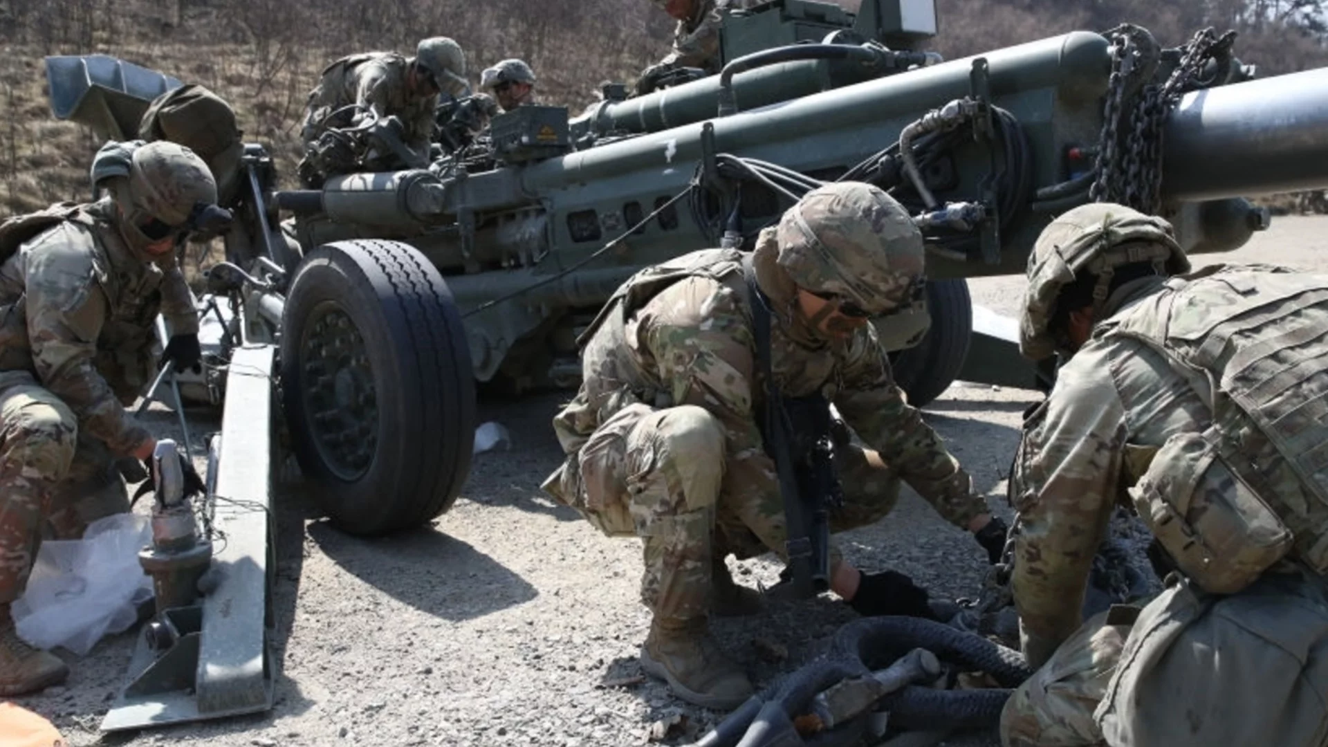 Шпионски скандал в Гърция: Китай е вербувал гръцки офицер, за да знае какво прави НАТО