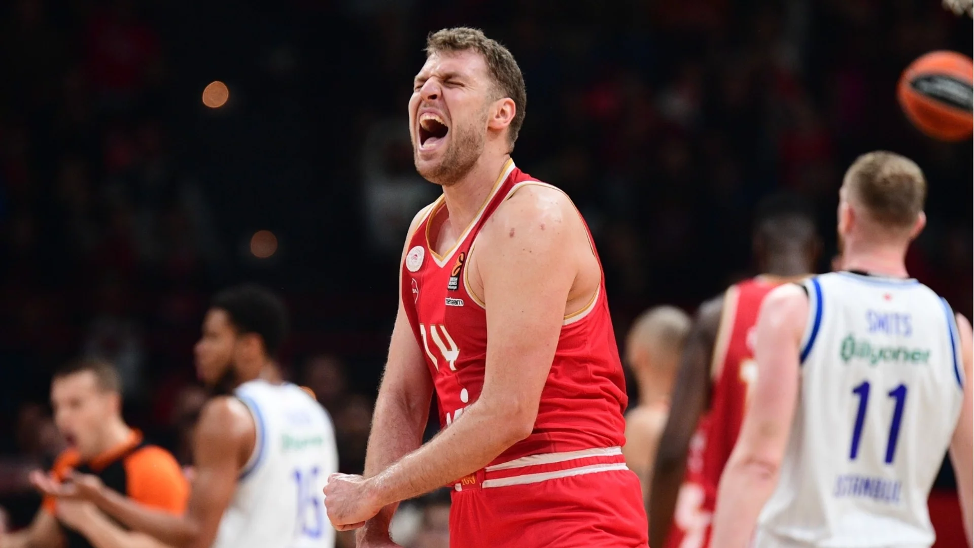 Везенков не спира да преподава, избраха го за №1 в Евролигата (ВИДЕО)