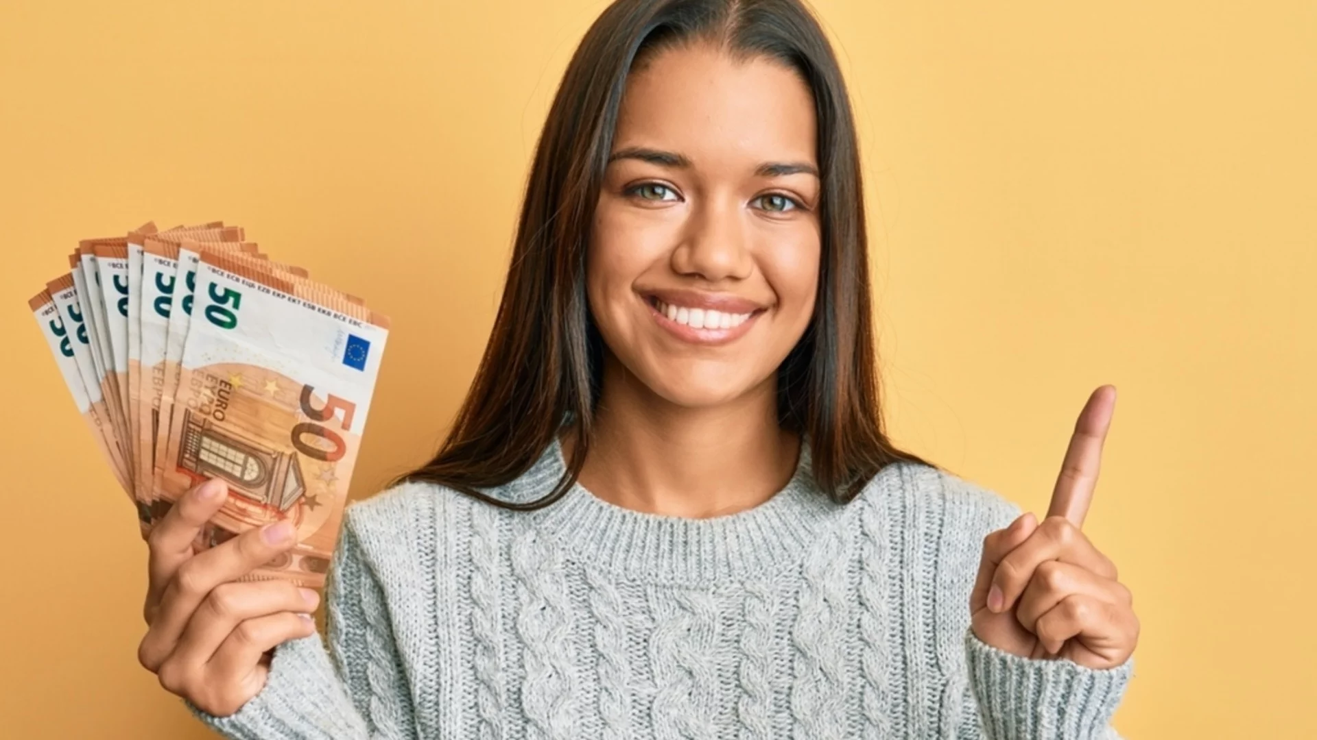 Финансов хороскоп за втората половина на февруари 2026: Само 3 зодии ще броят евра!