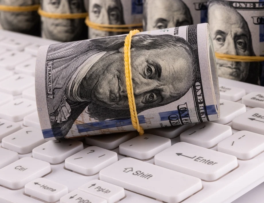 Долар - евро. Колко струва един щатски долар към едно евро днес, 6 февруари /валутен калкулатор/