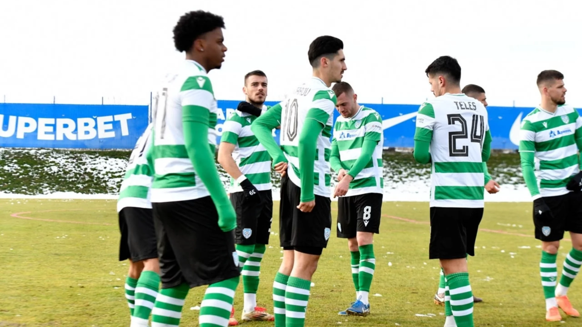 10 храбри "соколи" удържаха Черно море! Големи пропуски костваха ценни точки на "моряците"