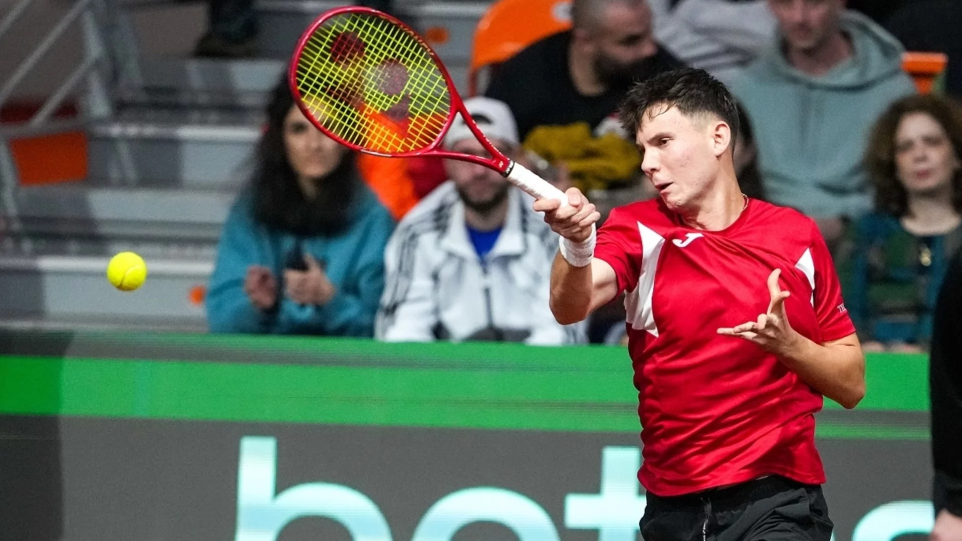 Българските таланти играха достойно, но допуснаха две загуби на "Купа Дейвис"! Мечтаем за чудо срещу Белгия