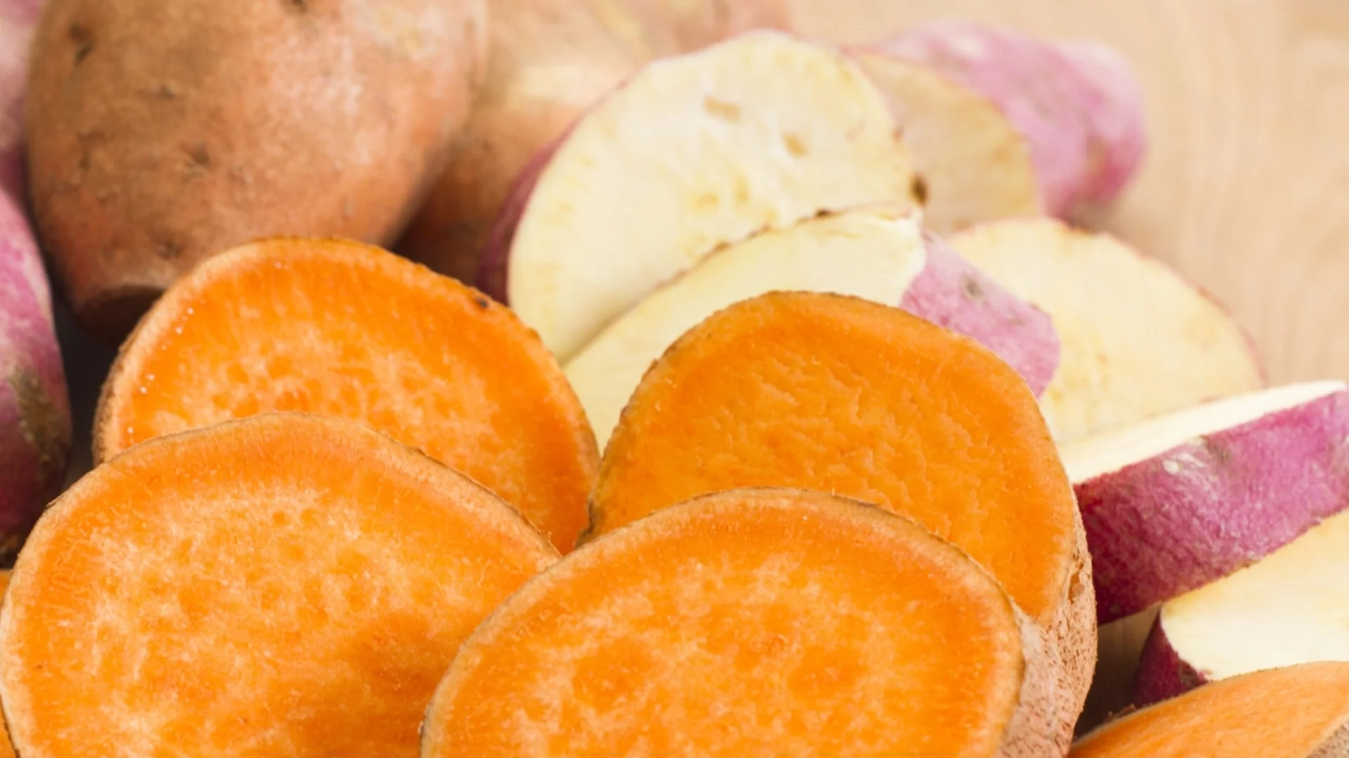 Истина или мит: По-полезни ли са сладките картофи от обикновените